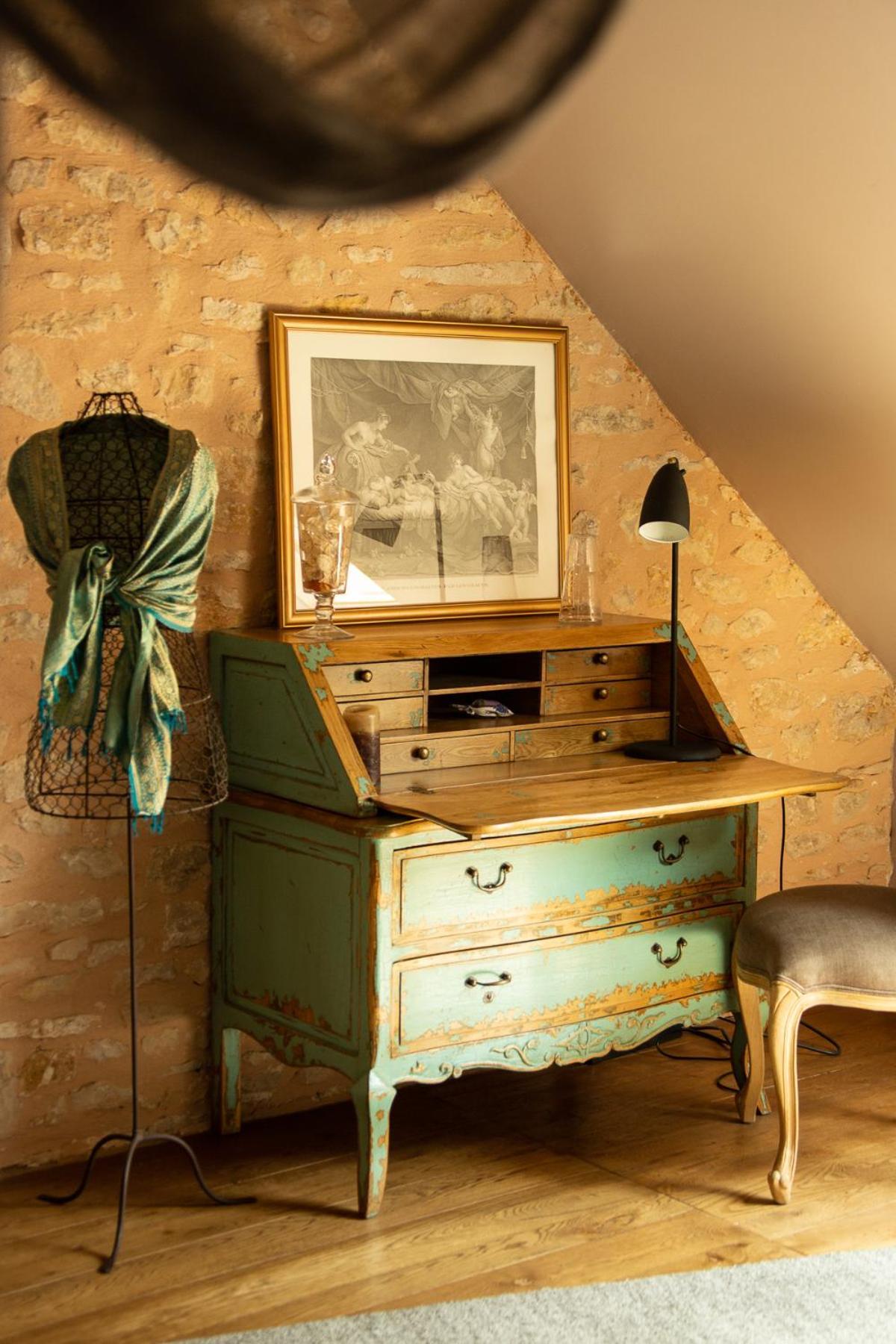 Maison D'Hotes La Maison De Leopold Terrasson Dış mekan fotoğraf