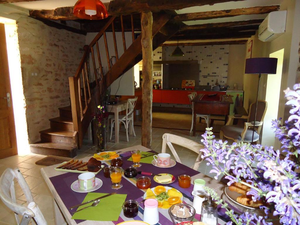 Maison D'Hotes La Maison De Leopold Terrasson Dış mekan fotoğraf